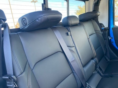 2025 Jeep Gladiator GLADIATOR HIGH TIDE 4X4