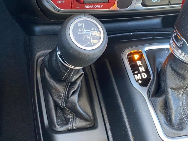 2026 Jeep Gladiator GLADIATOR MOJAVE X 4X4