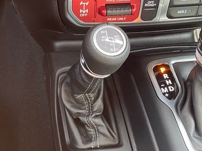 2026 Jeep Gladiator GLADIATOR MOJAVE X 4X4