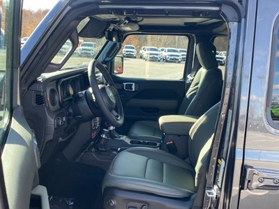 2026 Jeep Gladiator GLADIATOR MOJAVE X 4X4