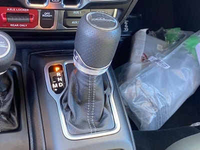 2025 Jeep Gladiator GLADIATOR MOJAVE X 4X4