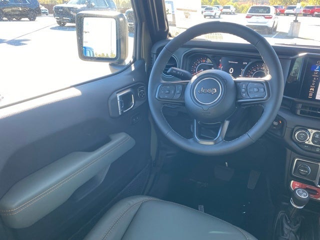 2025 Jeep Gladiator GLADIATOR MOJAVE X 4X4