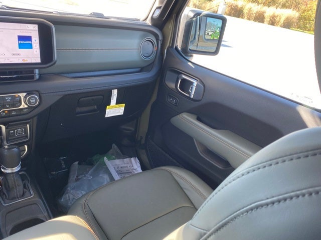 2025 Jeep Gladiator GLADIATOR MOJAVE X 4X4