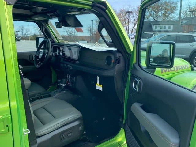 2026 Jeep Gladiator GLADIATOR MOJAVE X 4X4