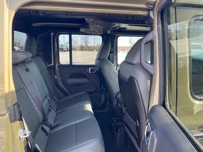 2026 Jeep Gladiator GLADIATOR MOJAVE X 4X4