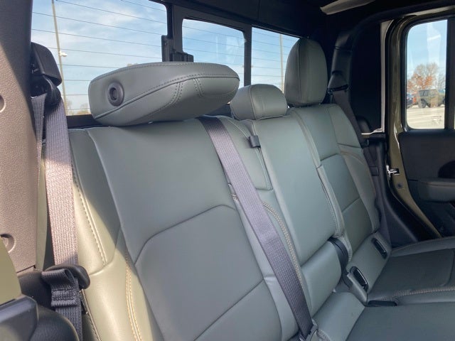 2026 Jeep Gladiator GLADIATOR MOJAVE X 4X4