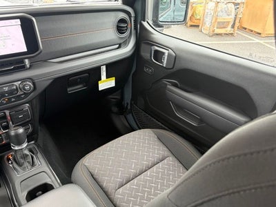 2026 Jeep Gladiator GLADIATOR MOJAVE 4X4