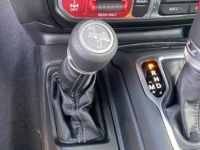 2026 Jeep Gladiator GLADIATOR MOJAVE X 4X4