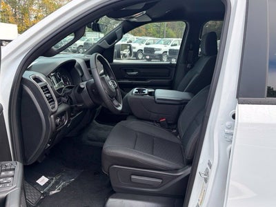 2027 RAM Ram 1500 RAM 1500 TRADESMAN QUAD CAB 4X2 6'4' BOX