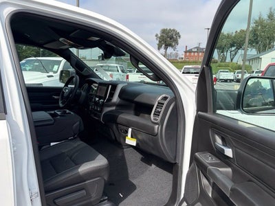 2027 RAM Ram 1500 RAM 1500 TRADESMAN QUAD CAB 4X2 6'4' BOX
