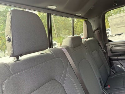 2027 RAM Ram 1500 RAM 1500 TRADESMAN QUAD CAB 4X2 6'4' BOX