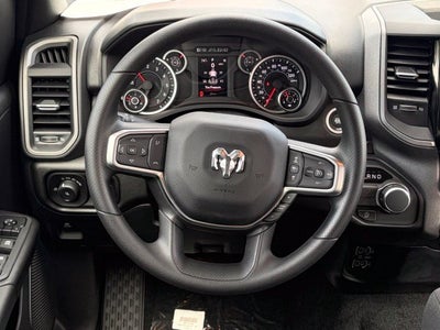 2027 RAM Ram 1500 RAM 1500 TRADESMAN QUAD CAB 4X2 6'4' BOX