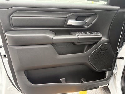 2027 RAM Ram 1500 RAM 1500 TRADESMAN QUAD CAB 4X2 6'4' BOX