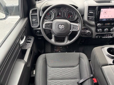 2027 RAM Ram 1500 RAM 1500 TRADESMAN QUAD CAB 4X2 6'4' BOX