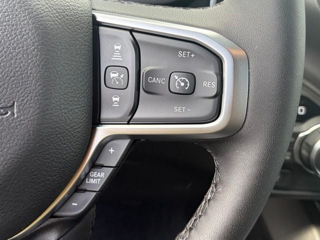 2026 RAM 1500 RAM 1500 BIG HORN QUAD CAB 4X4 6'4' BOX