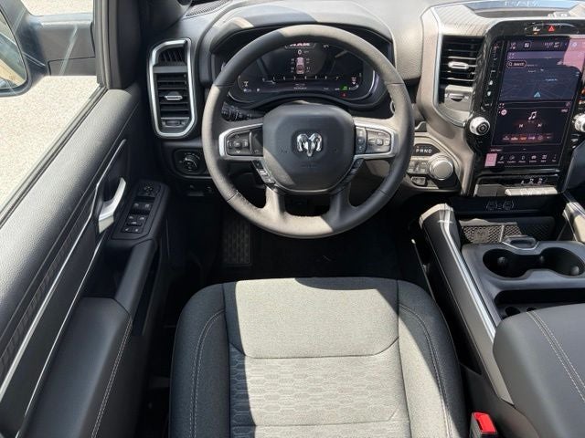 2026 RAM 1500 RAM 1500 BIG HORN QUAD CAB 4X4 6'4' BOX