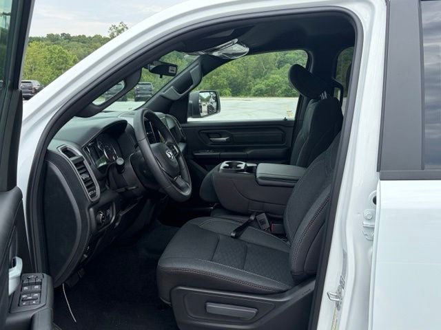 2026 RAM Ram 1500 RAM 1500 EXPRESS QUAD CAB 4X4 6'4' BOX