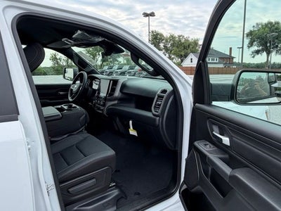 2026 RAM Ram 1500 RAM 1500 EXPRESS QUAD CAB 4X4 6'4' BOX