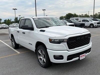 2026 RAM Ram 1500 RAM 1500 EXPRESS QUAD CAB 4X4 6'4' BOX