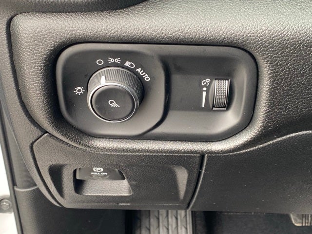 2026 RAM Ram 1500 RAM 1500 TRADESMAN QUAD CAB 4X4 6'4' BOX