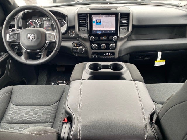 2026 RAM Ram 1500 RAM 1500 TRADESMAN QUAD CAB 4X4 6'4' BOX