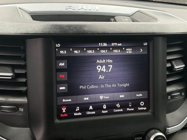 2019 RAM 1500 Big Horn/Lone Star Crew Cab 4x4 5'7' Box