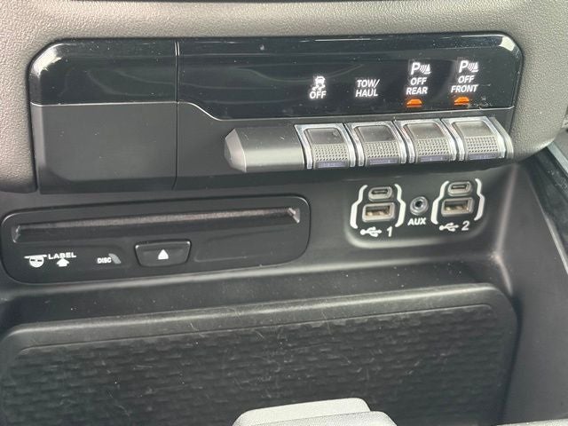 2019 RAM 1500 Big Horn/Lone Star Crew Cab 4x4 5'7' Box