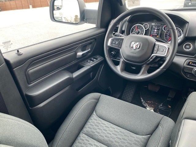 2026 RAM Ram 1500 RAM 1500 TRADESMAN QUAD CAB 4X2 6'4' BOX