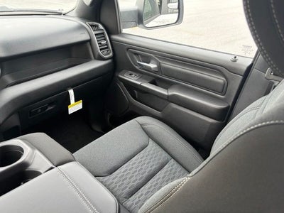 2026 RAM Ram 1500 RAM 1500 EXPRESS QUAD CAB 4X2 6'4' BOX