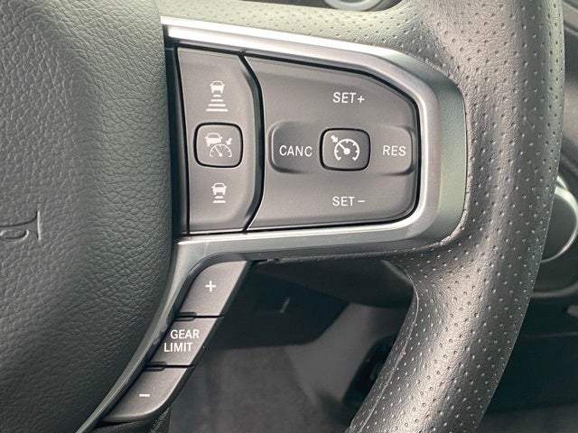 2026 RAM Ram 1500 RAM 1500 TRADESMAN QUAD CAB 4X2 6'4' BOX