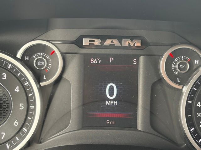 2026 RAM Ram 1500 RAM 1500 EXPRESS QUAD CAB 4X2 6'4' BOX