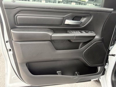2027 RAM Ram 1500 RAM 1500 TRADESMAN QUAD CAB 4X4 6'4' BOX