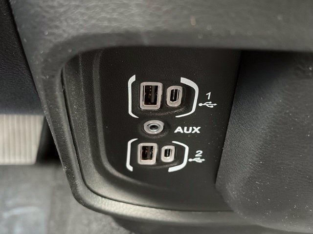 2027 RAM Ram 1500 RAM 1500 TRADESMAN QUAD CAB 4X4 6'4' BOX