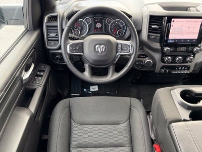 2027 RAM Ram 1500 RAM 1500 TRADESMAN QUAD CAB 4X4 6'4' BOX