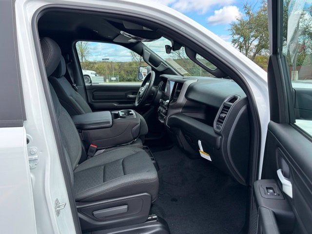 2027 RAM Ram 1500 RAM 1500 TRADESMAN QUAD CAB 4X4 6'4' BOX