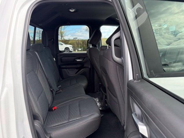 2027 RAM Ram 1500 RAM 1500 TRADESMAN QUAD CAB 4X4 6'4' BOX