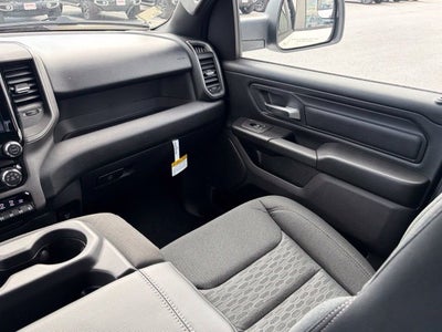 2027 RAM Ram 1500 RAM 1500 TRADESMAN QUAD CAB 4X4 6'4' BOX