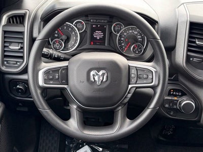 2027 RAM Ram 1500 RAM 1500 TRADESMAN QUAD CAB 4X4 6'4' BOX
