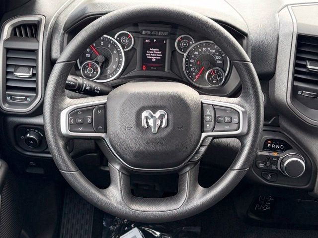 2027 RAM Ram 1500 RAM 1500 TRADESMAN QUAD CAB 4X4 6'4' BOX
