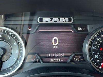 2020 RAM 1500 Big Horn Crew Cab 4x4 5'7' Box