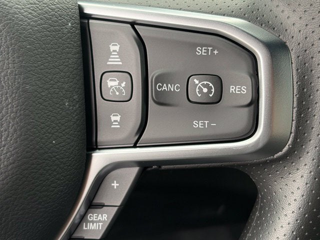 2027 RAM Ram 1500 RAM 1500 TRADESMAN CREW CAB 4X4 5'7' BOX