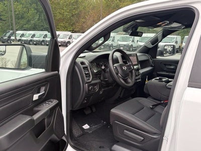 2027 RAM Ram 1500 RAM 1500 TRADESMAN CREW CAB 4X4 5'7' BOX