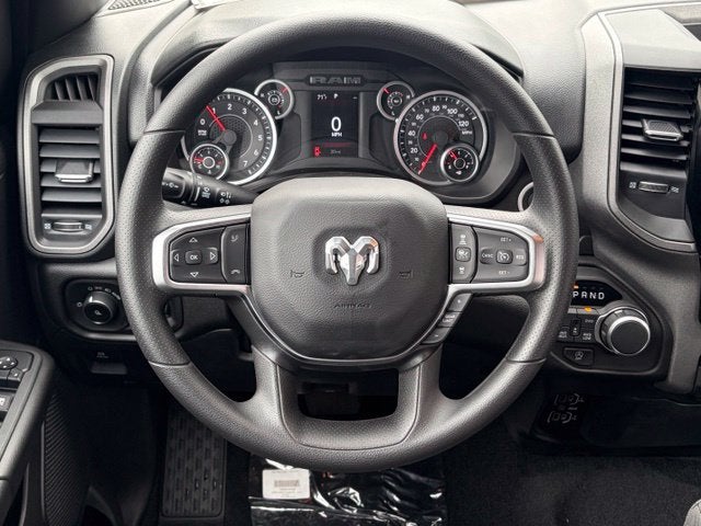 2027 RAM Ram 1500 RAM 1500 TRADESMAN CREW CAB 4X4 5'7' BOX