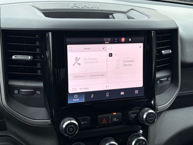 2025 RAM 1500 Tradesman Crew Cab 4x4 5'7' Box