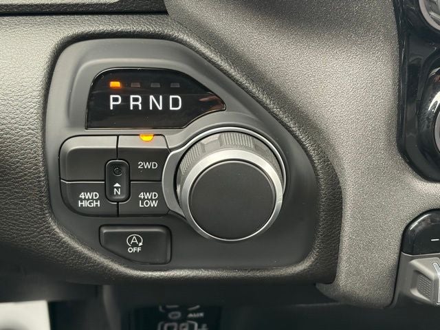 2025 RAM 1500 Tradesman Crew Cab 4x4 5'7' Box