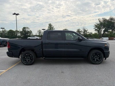 2026 RAM Ram 1500 RAM 1500 EXPRESS CREW CAB 4X4 5'7' BOX