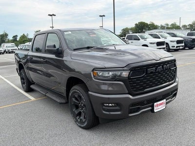 2026 RAM Ram 1500 RAM 1500 EXPRESS CREW CAB 4X4 5'7' BOX