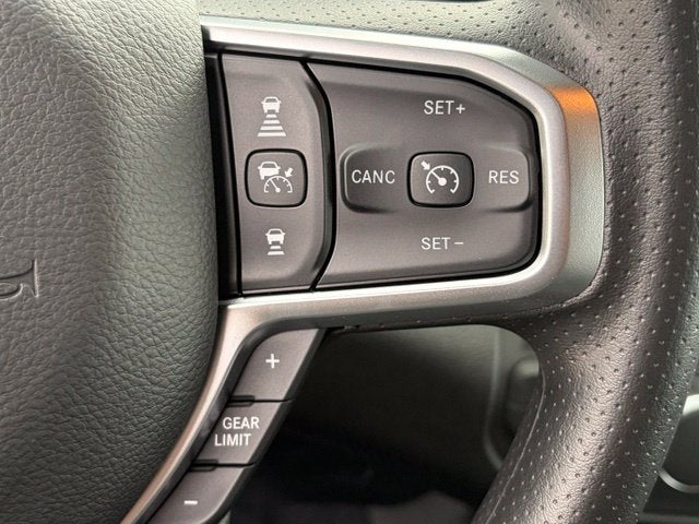 2027 RAM Ram 1500 RAM 1500 TRADESMAN CREW CAB 4X4 5'7' BOX