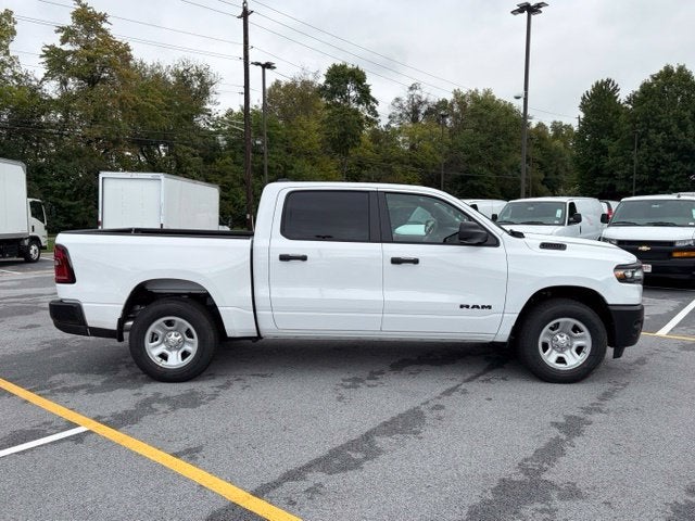 2027 RAM Ram 1500 RAM 1500 TRADESMAN CREW CAB 4X4 5'7' BOX