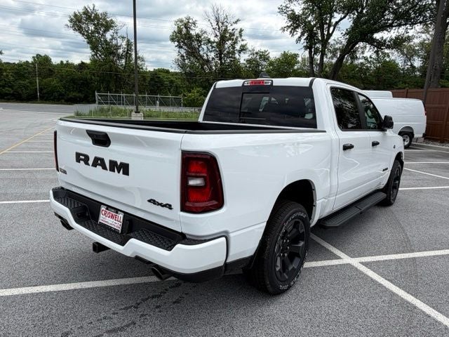 2026 RAM Ram 1500 RAM 1500 EXPRESS CREW CAB 4X4 5'7' BOX